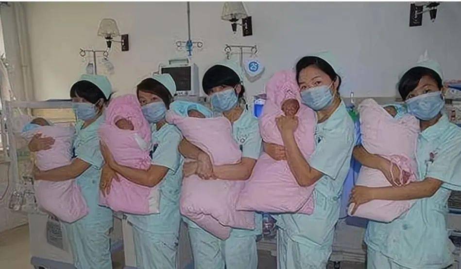 轰动一时的中国首例五胞胎,如今年满21岁,现状如何?_王翠英_孩子_医生