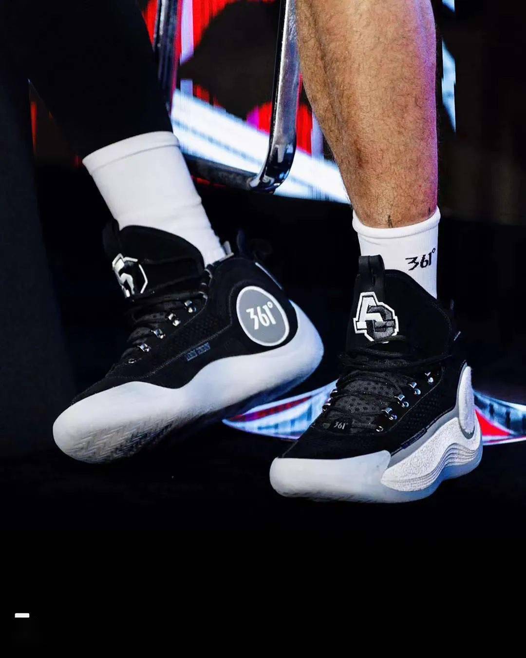 fc 专访阿隆·戈登,「新签名鞋」开箱_中国_郑州_问题