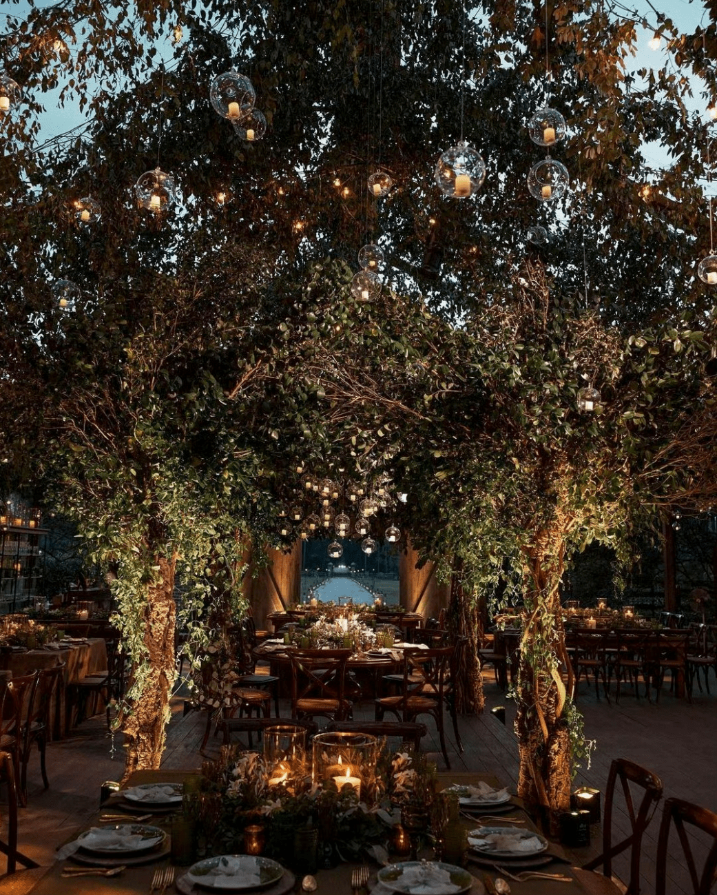 不让大S好好安葬... 小S的隐秘恶意-星光灿烂-万维读者网（电脑版）, image size:1041x1299