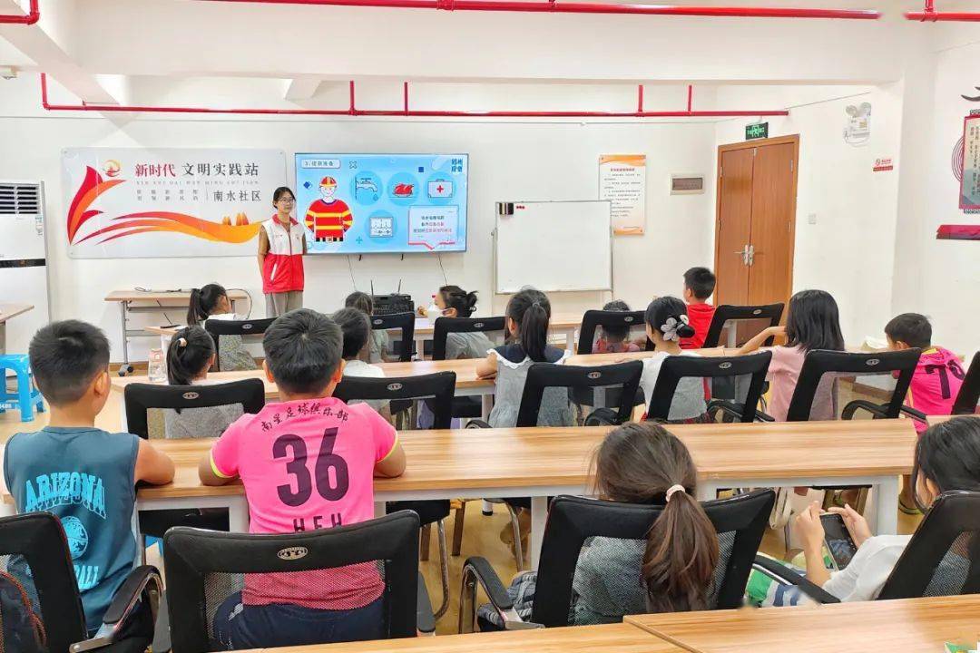 瞧!村里来了一群大学生,他们……_工作_活动_三灶镇