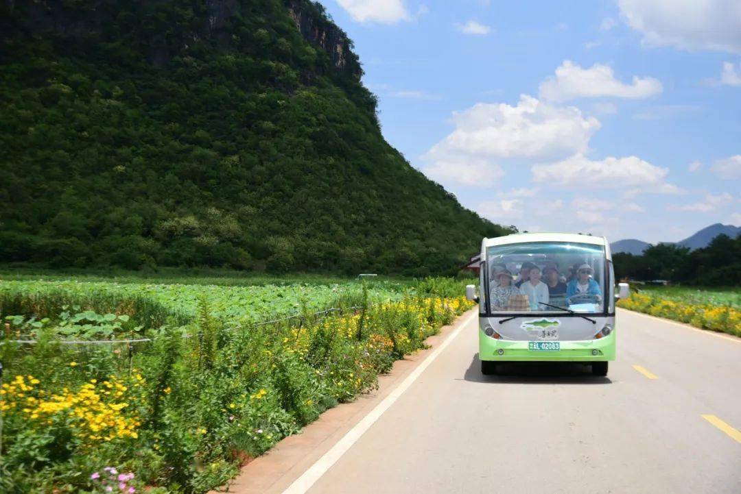 为进一步满足旅客到丘北旅游需求,实现游客无缝接驳,构建交通旅游发展