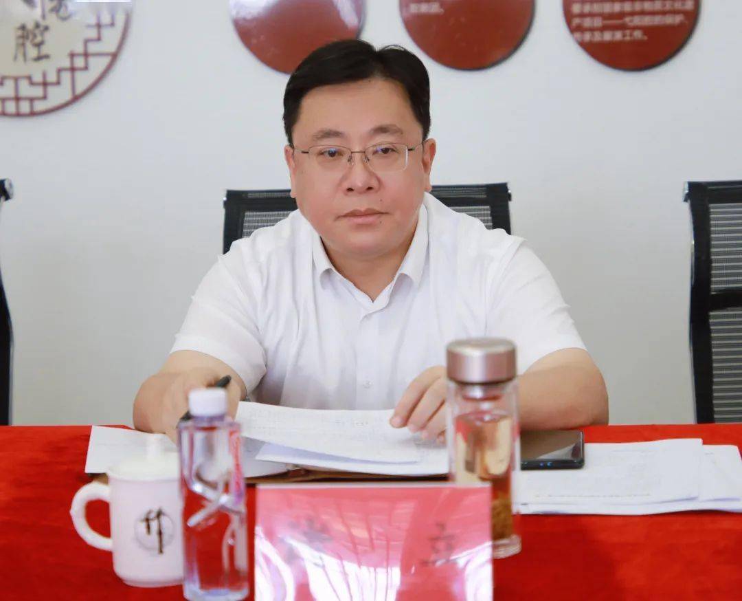 吴华表示弋阳县将持续加大对弋阳腔保护传承和创新发展工作的调度频次