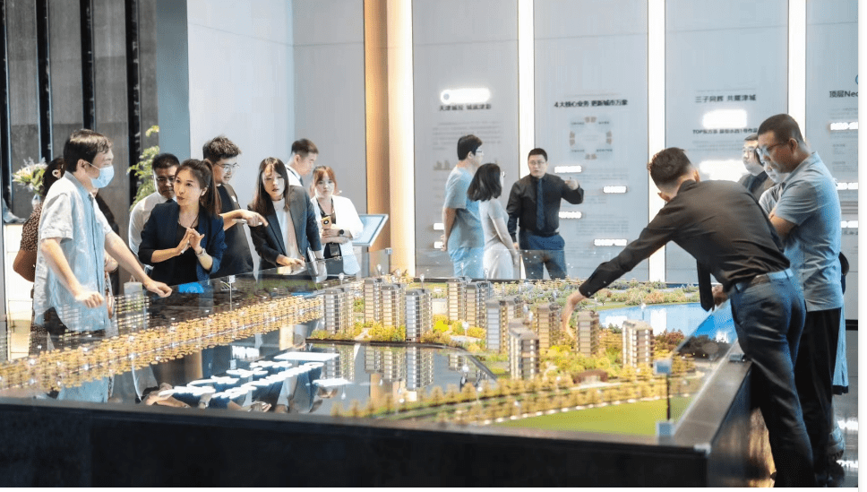 新政后首个周末城投水西·东方天宸看房客户提升近一倍_天津_建面_楼市