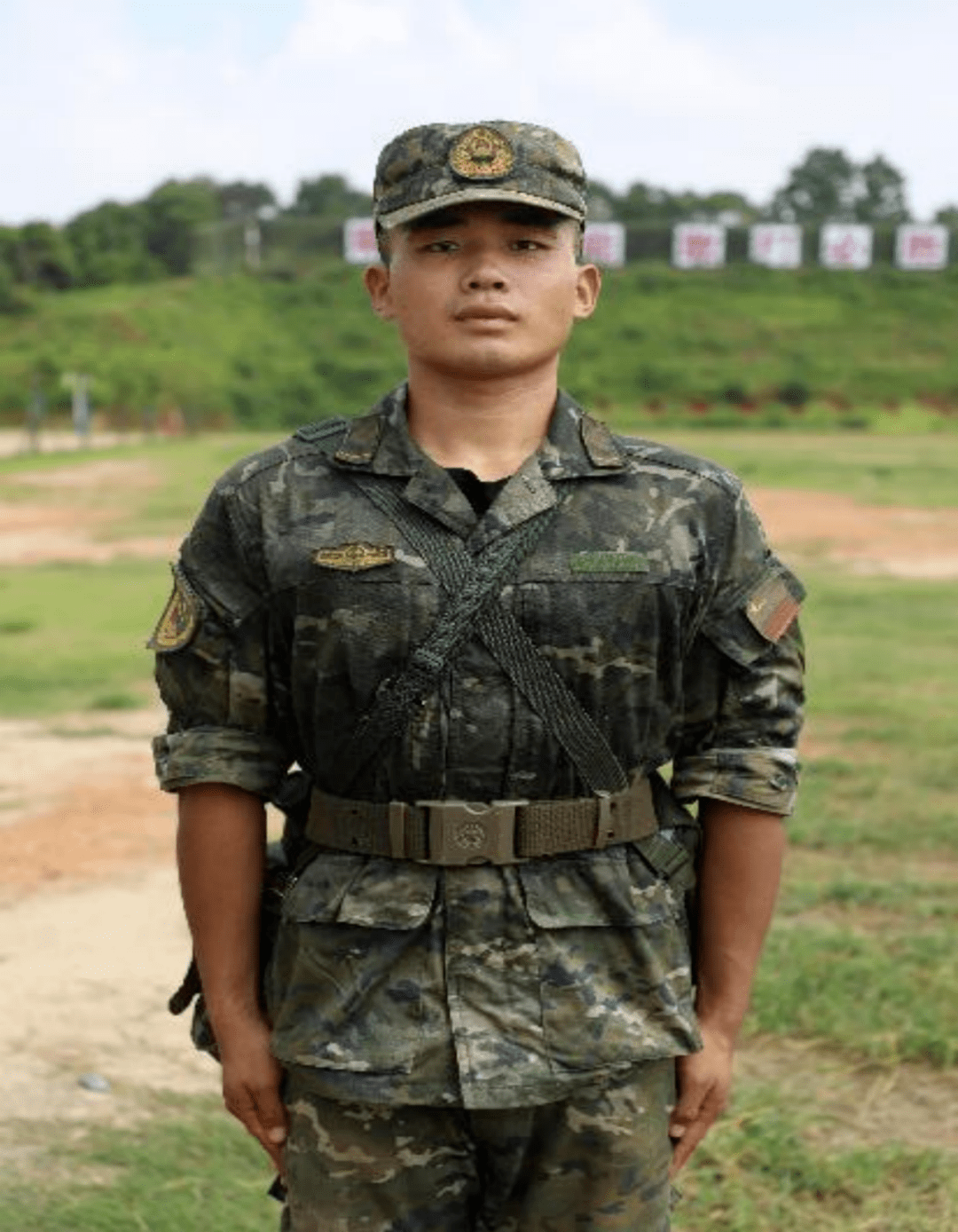 新兵入伍前后对比照_军营_部队_身体