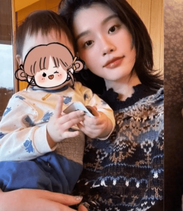 已沦为豪门生育工具虽然这几年一直连续怀孕生娃难不成奚梦瑶真又怀了