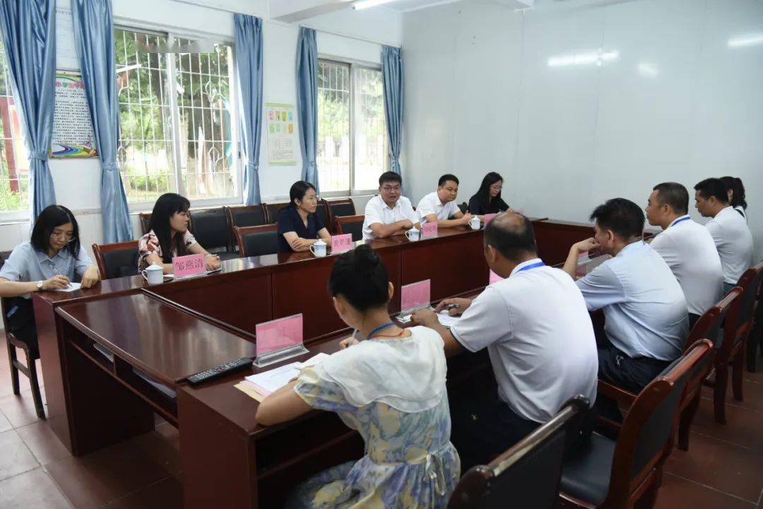 清远市第二中学,清远市第三中学看望慰问一线教育工作者,向他们致以