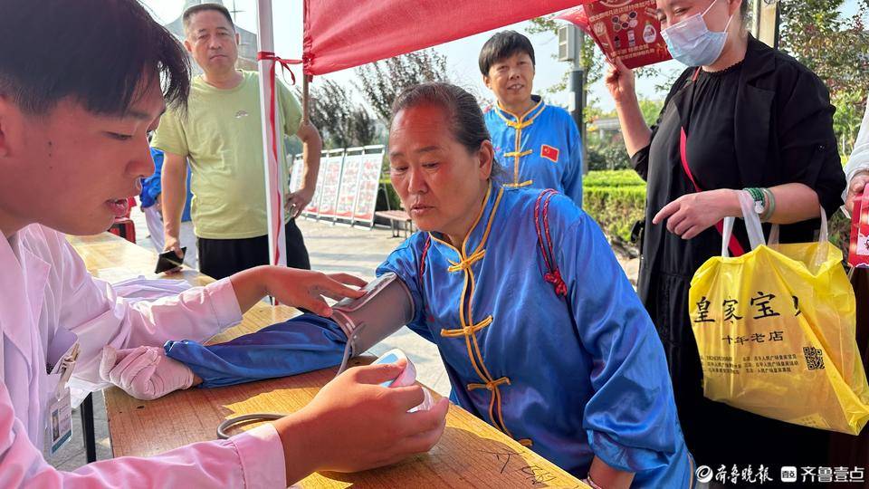 茌平区“中华慈善日”慈善成果巡展活动举办