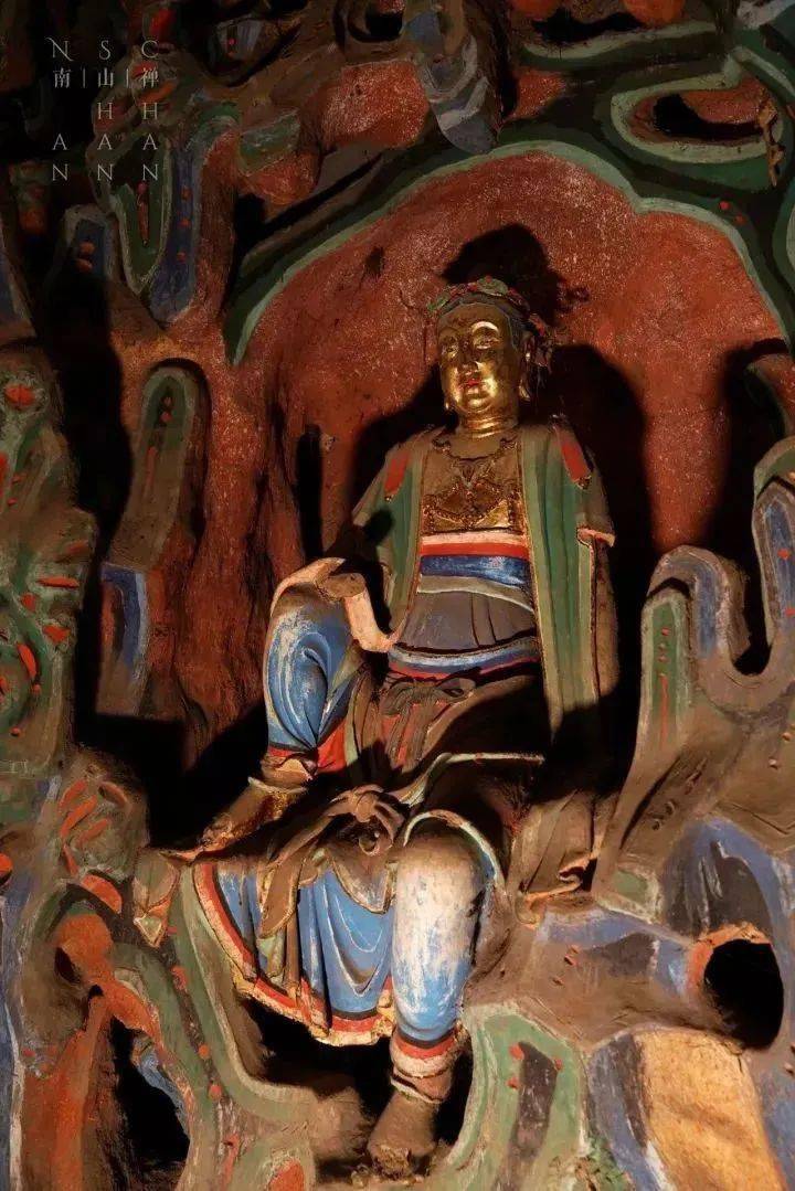 山西10大悬塑:满壁神佛 人间绝唱_彩塑_宿小白_隰县