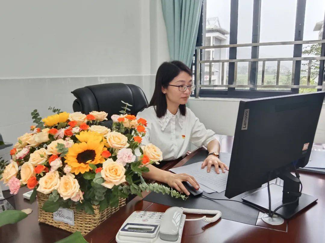 2023年8月21日,谢杏容从云城区教师发展中心调到云浮市恒大学校任校长