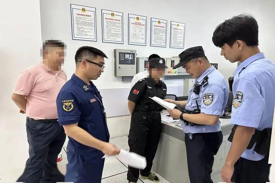 购买、使用伪造消防设施操作员职业资格证书属于违法行为