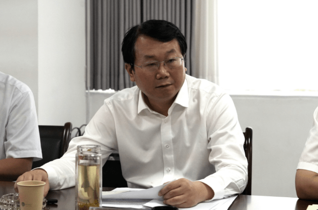 杨曙光 来自搜狐网