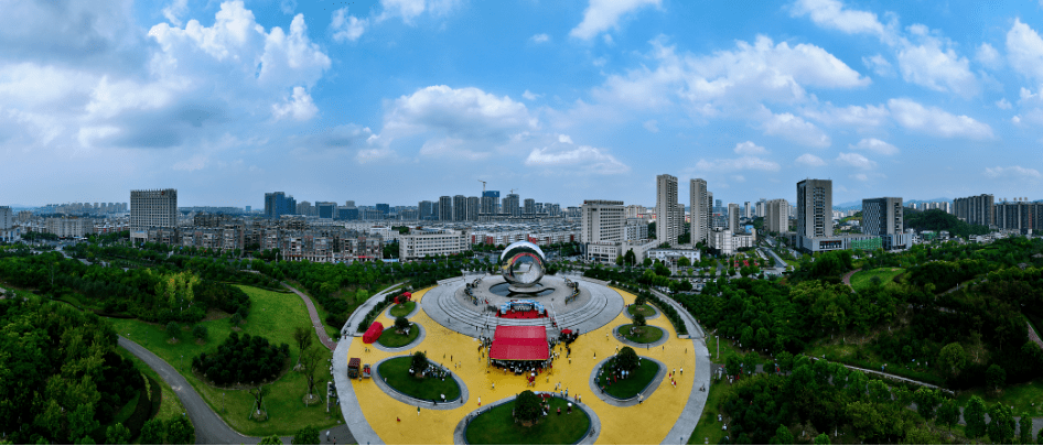 "传承红基因 唱响大别山"金寨县首届农民合唱歌会精彩开唱~_展演_活动