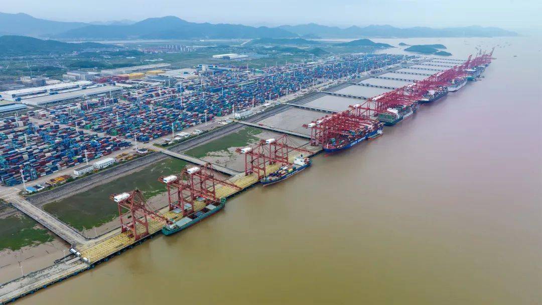 亚运火炬今天在宁波传递_梅山_港口_中国