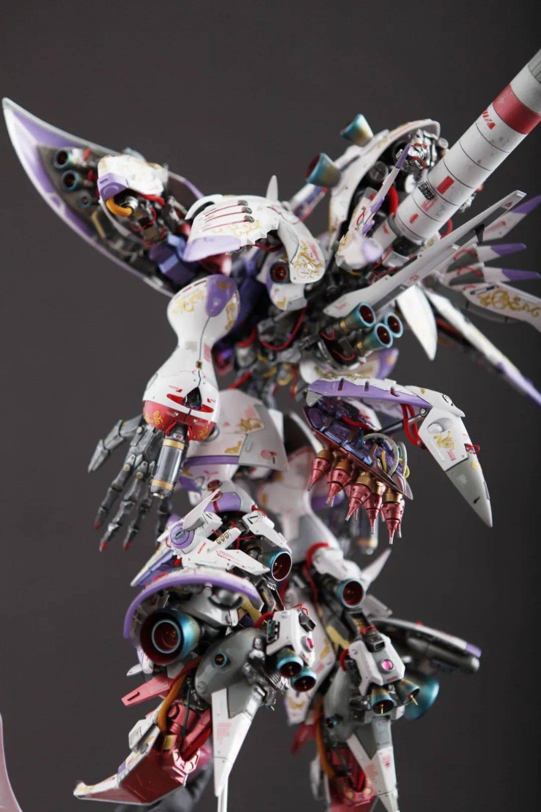 豪华的哈曼座驾,mg卡碧尼诅咒大变身_公众_改造_模型