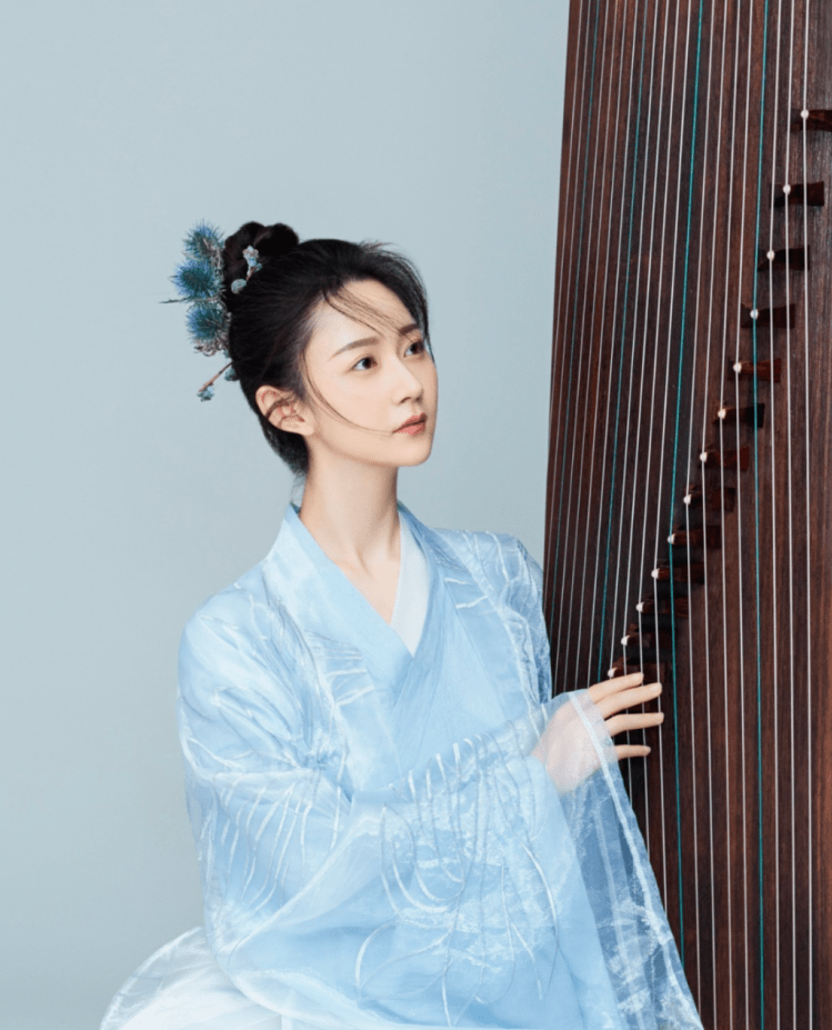 即将开课 | 中筝·岑佳蔚古筝单曲精品课带你精艺求精_乐曲_专业_引子