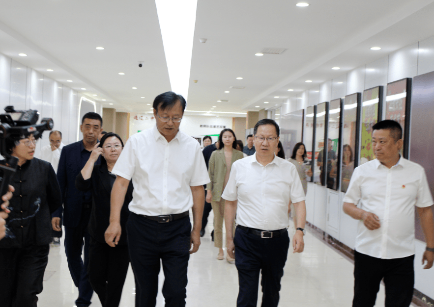 通辽市政府副市长曹金山深入科区学校调研_建设_教育工委_发展