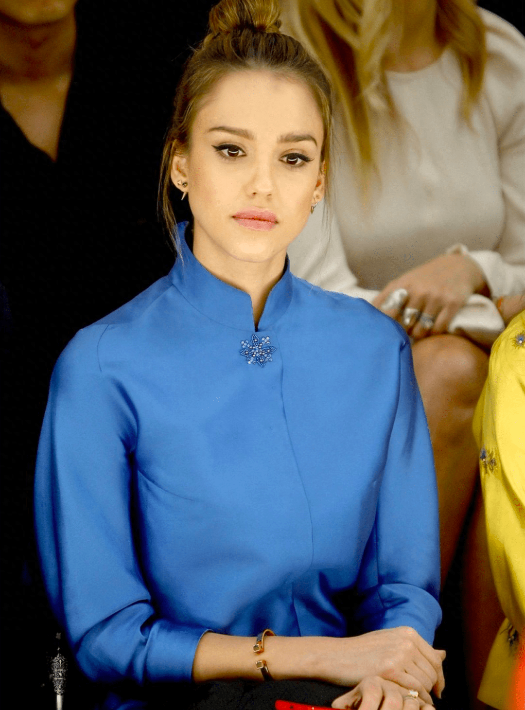 被碧昂斯,蕾哈娜翻牌的中国时尚,有什么魔力?_设计_真维斯_大赛