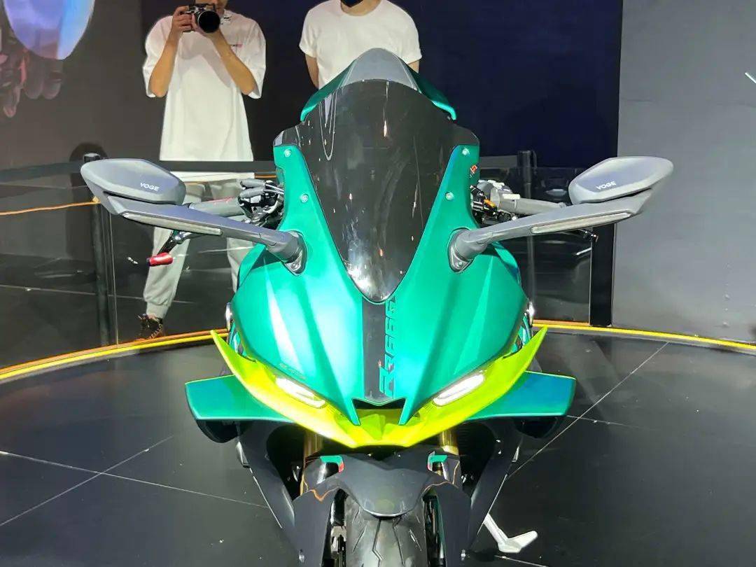 无极首款四缸跑车rr666s,本田cbr650r的第n个兄弟