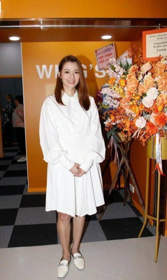 吕慧仪投资6位数创办教育中心 获"老公"现身力撑!_频道_时间_小朋友