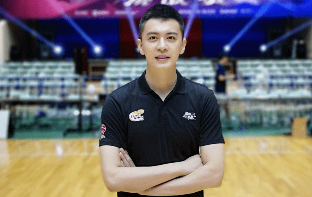 杨鸣_辽宁男篮_指导