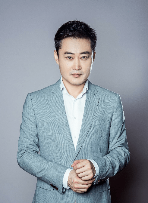 国家一级演员,导演王峰,中国东方歌舞团首席舞者张翰,歌唱家张也,湖南