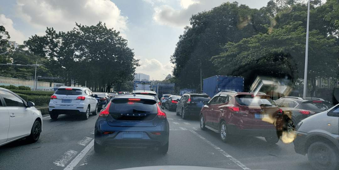今早,东莞环城路怎么回事?_网友_车流_显示