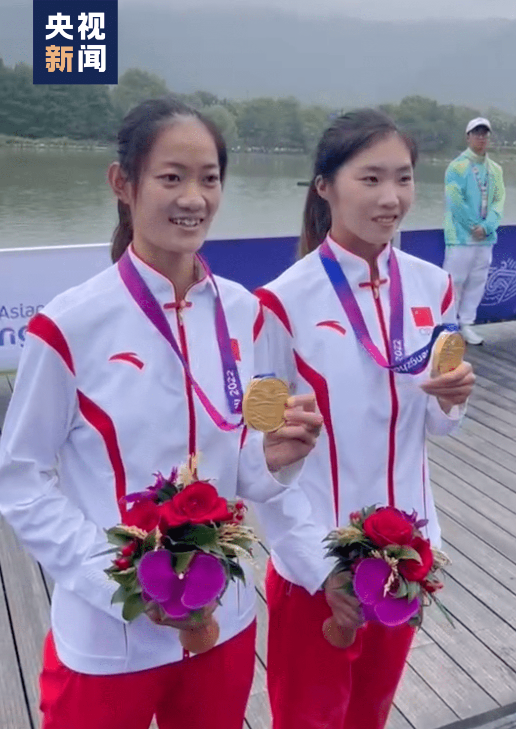 员，曾获得第十四届全国运动会赛艇女子轻量级双人双桨金牌等众多荣誉。未来可期加油，邹佳琪、邱秀萍！▼热