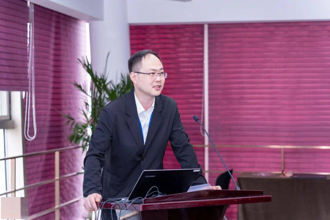 沈志昊 《教学数字化促进问题发现的实践思考》马雄雄 《在模仿中寻找