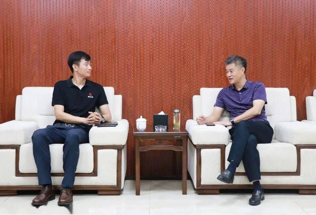 易刚会见新材料产业信息企业代表_莲花县_行业_平台