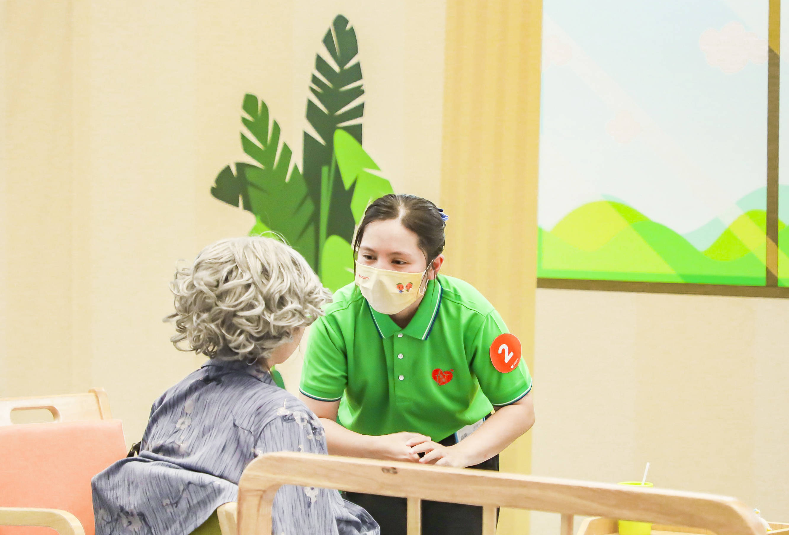 彼时的养老行业仍在逐步实现规模化,规范化的道路上,徐美娟的选择一