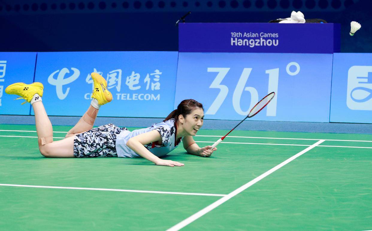 来百度app畅享高清图片9月30日,日本队选手大堀彩在比赛中.