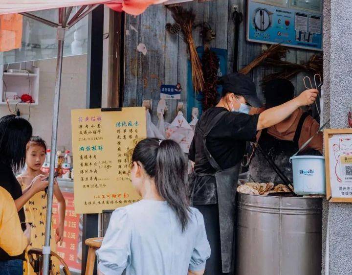 上至生猛海鲜下到街头小吃温州亚运比赛场馆周边能吃的种类太丰富了(图9)