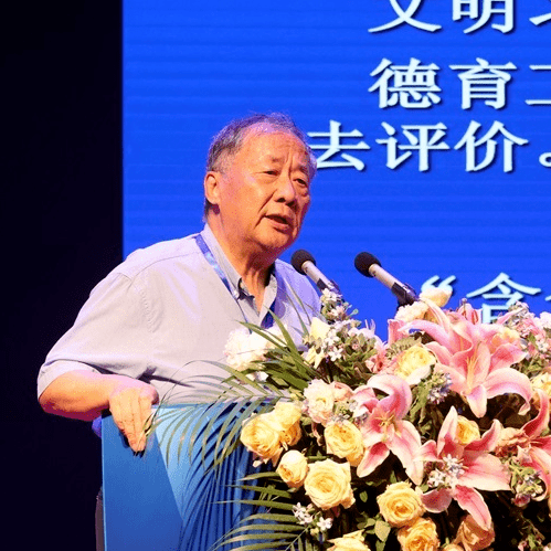 吴非:家长期待什么样的班主任_教育_其他工作_教学