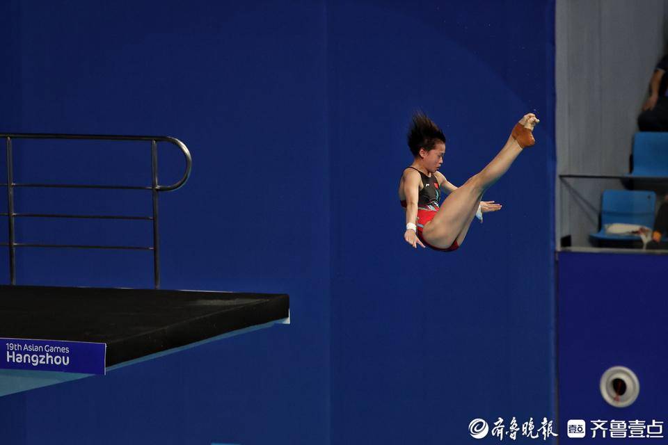 全红婵夺得杭州亚运会跳水女子10米台金牌_决赛_裁判_王鑫