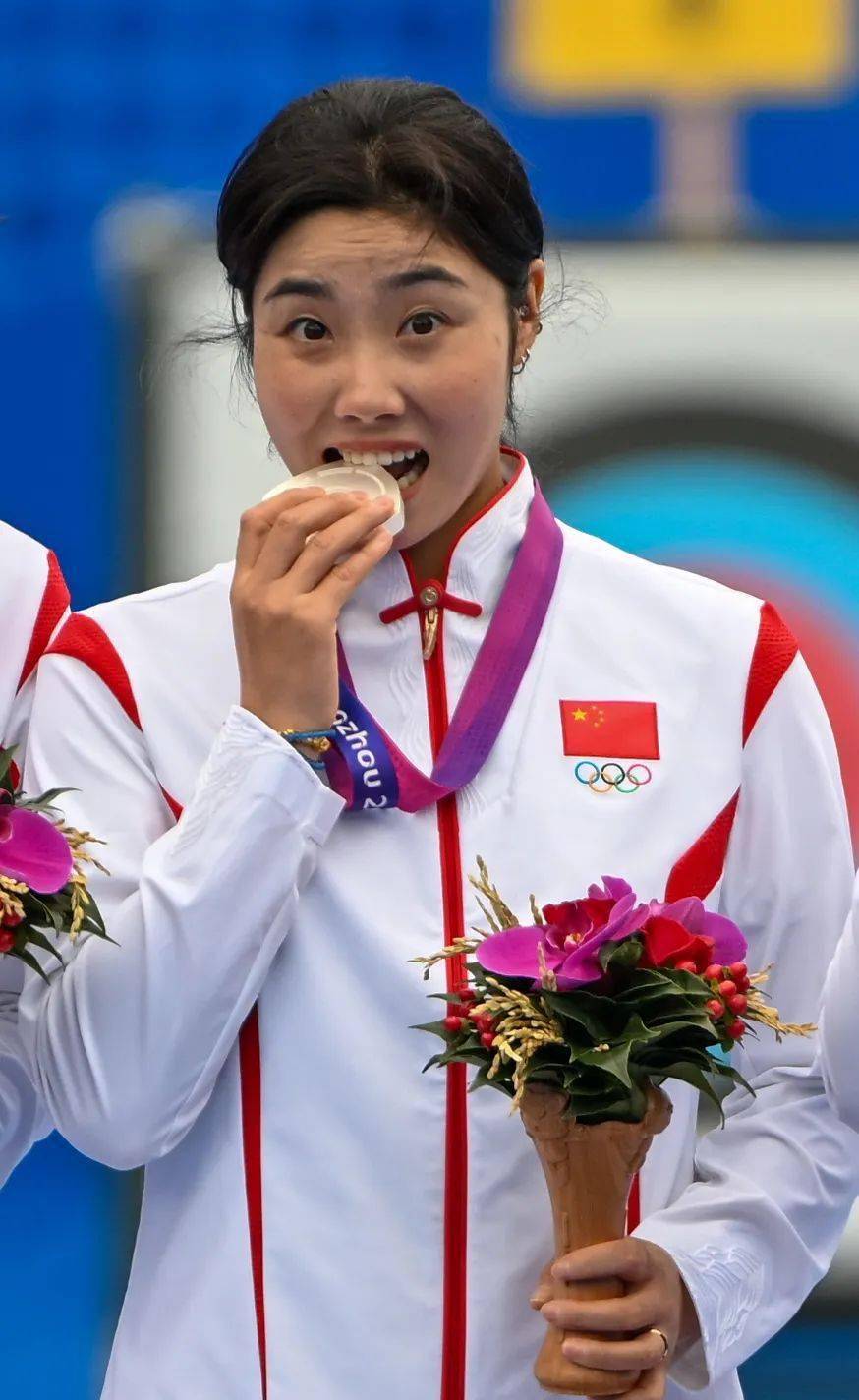 内蒙古箭手海丽玕携队友射落亚运银牌_中国队_女子_决赛