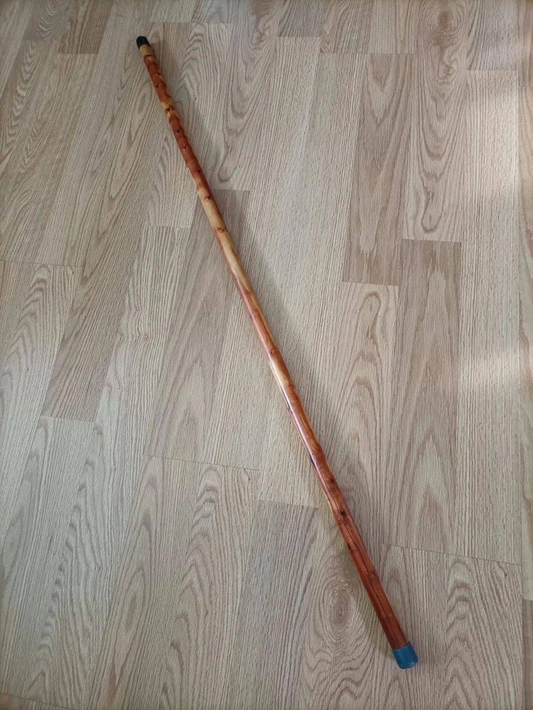 练习形意拳鞭杆,怎么才能选到一根既称手又耐用的鞭杆?