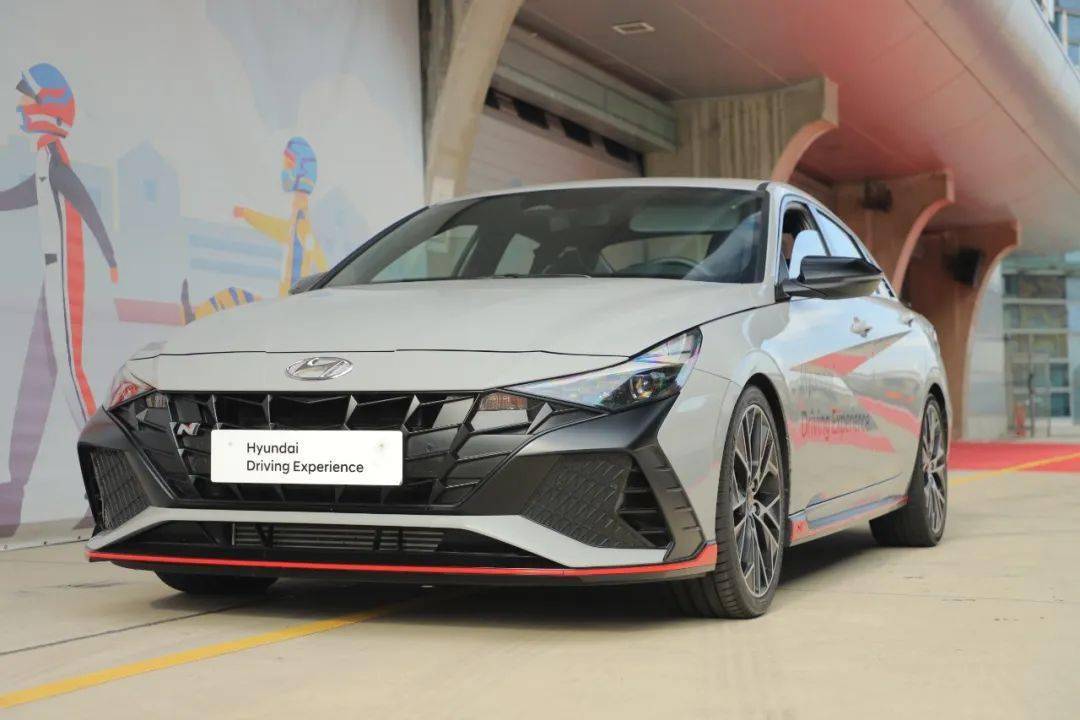 一句话点评elantra n