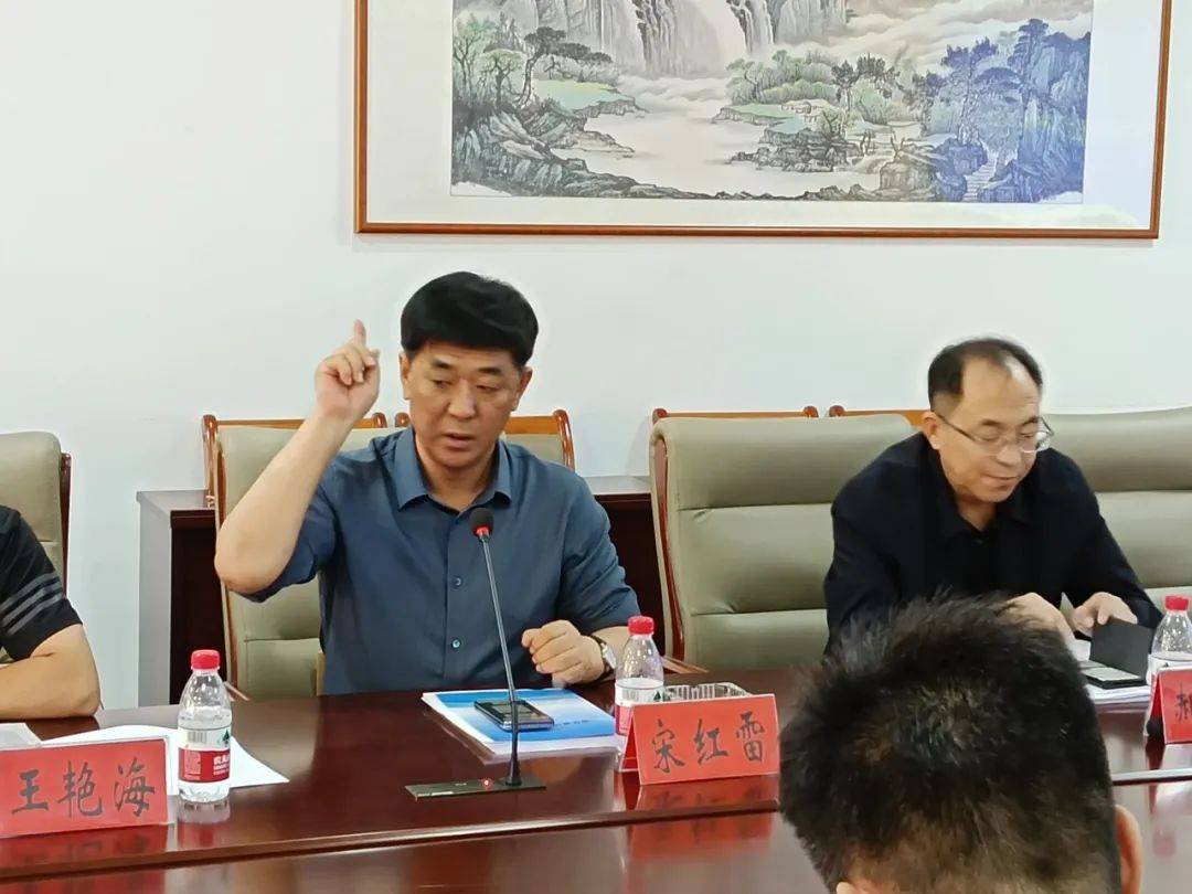 松山四中的管理经验,以自身为标杆,从校长的思想到教师工作乃至学生