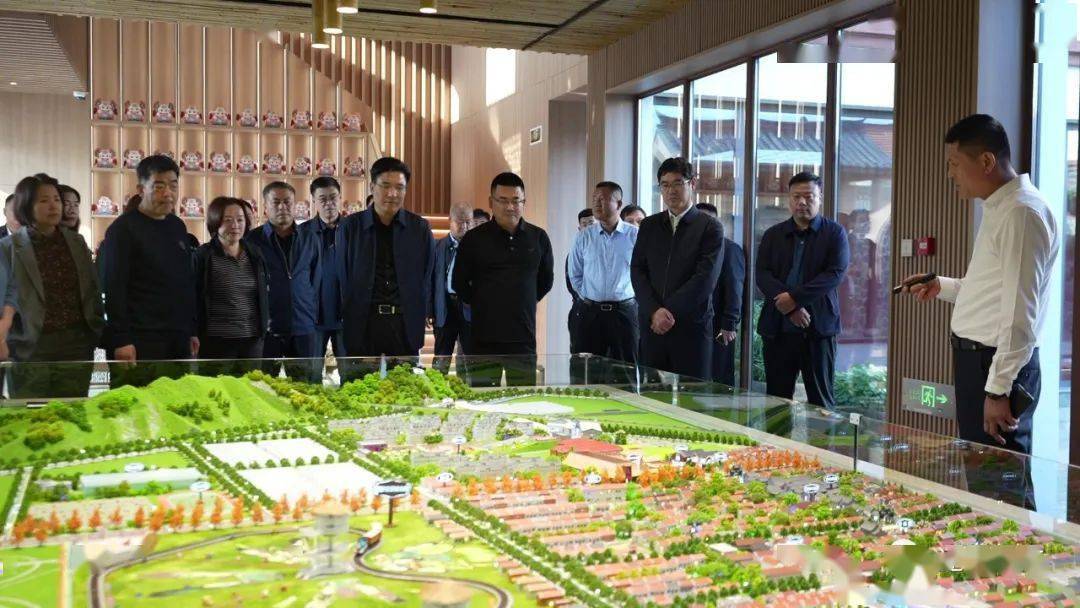 唐山宴,南湖,河头老街文旅产业项目,并与遵化市市长张福增,丰南区区长