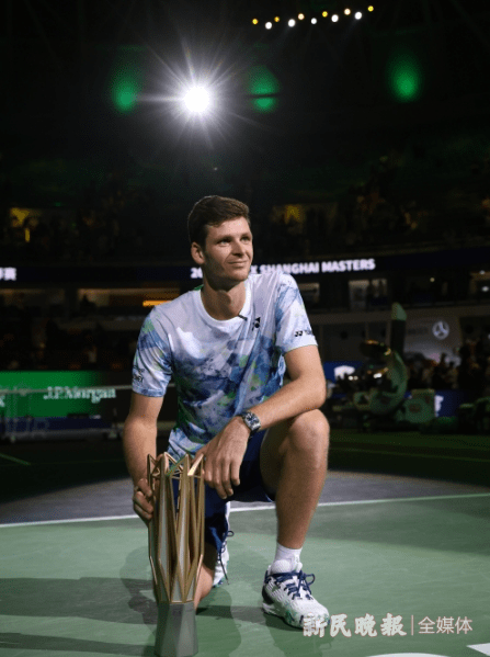 黑马胡尔卡奇成为首位"超级大师"_身高_波兰_列夫