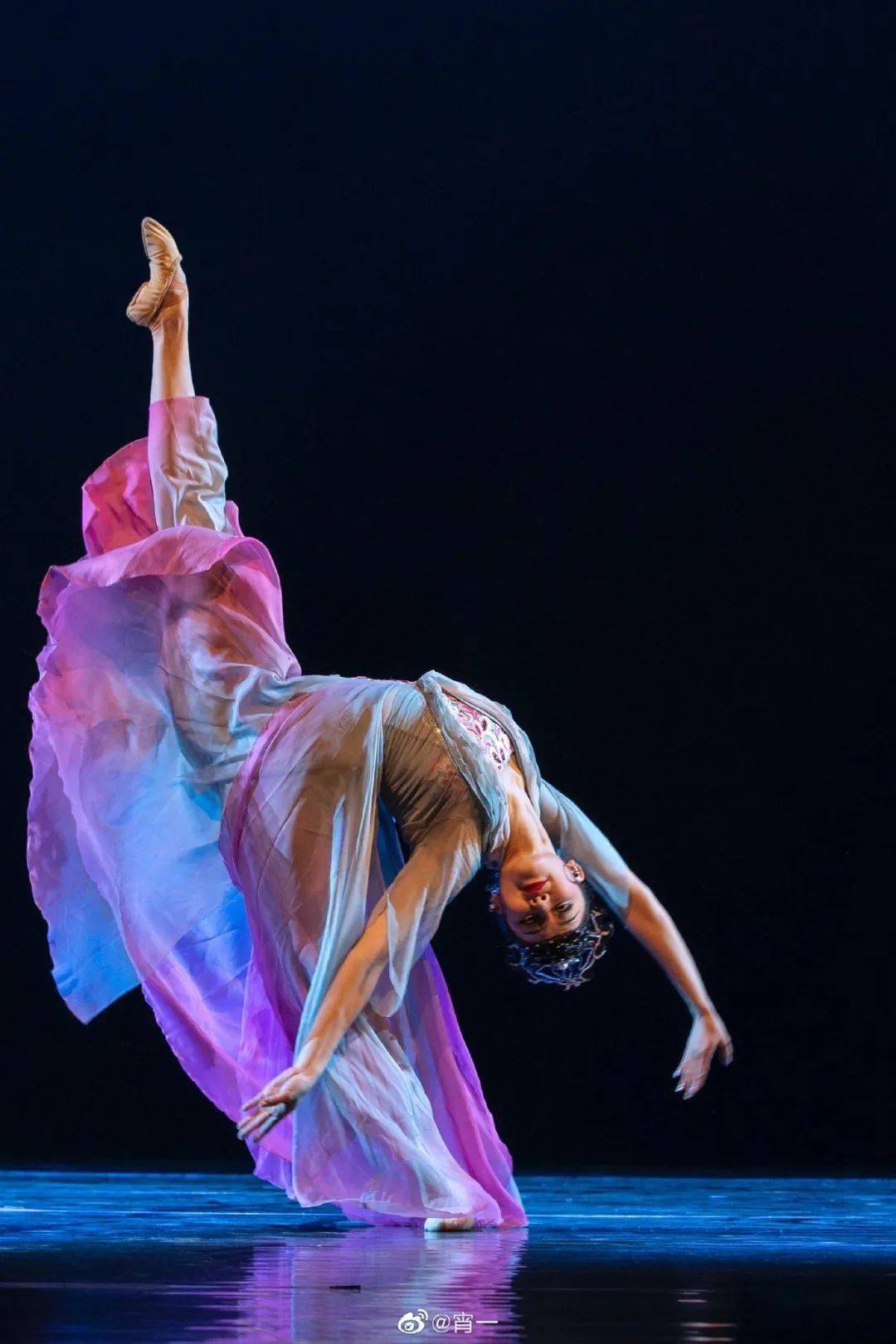 一组精美的古典舞剧照发送_中国_传统_殷硕