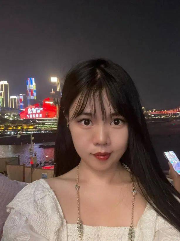 留学加拿大,洗澡被窥,遇变态流浪汉,97年北京女孩果断回国!_女生_父母