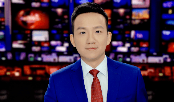神六直播连线男孩18年后成央视主持人_何志凌_新闻_工作