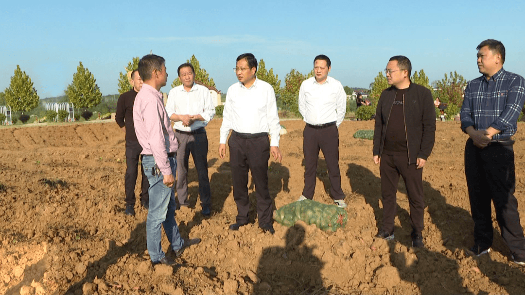 到二程镇调研红安县委书记刘堂军第二天(10月21日)活动中揭晓了