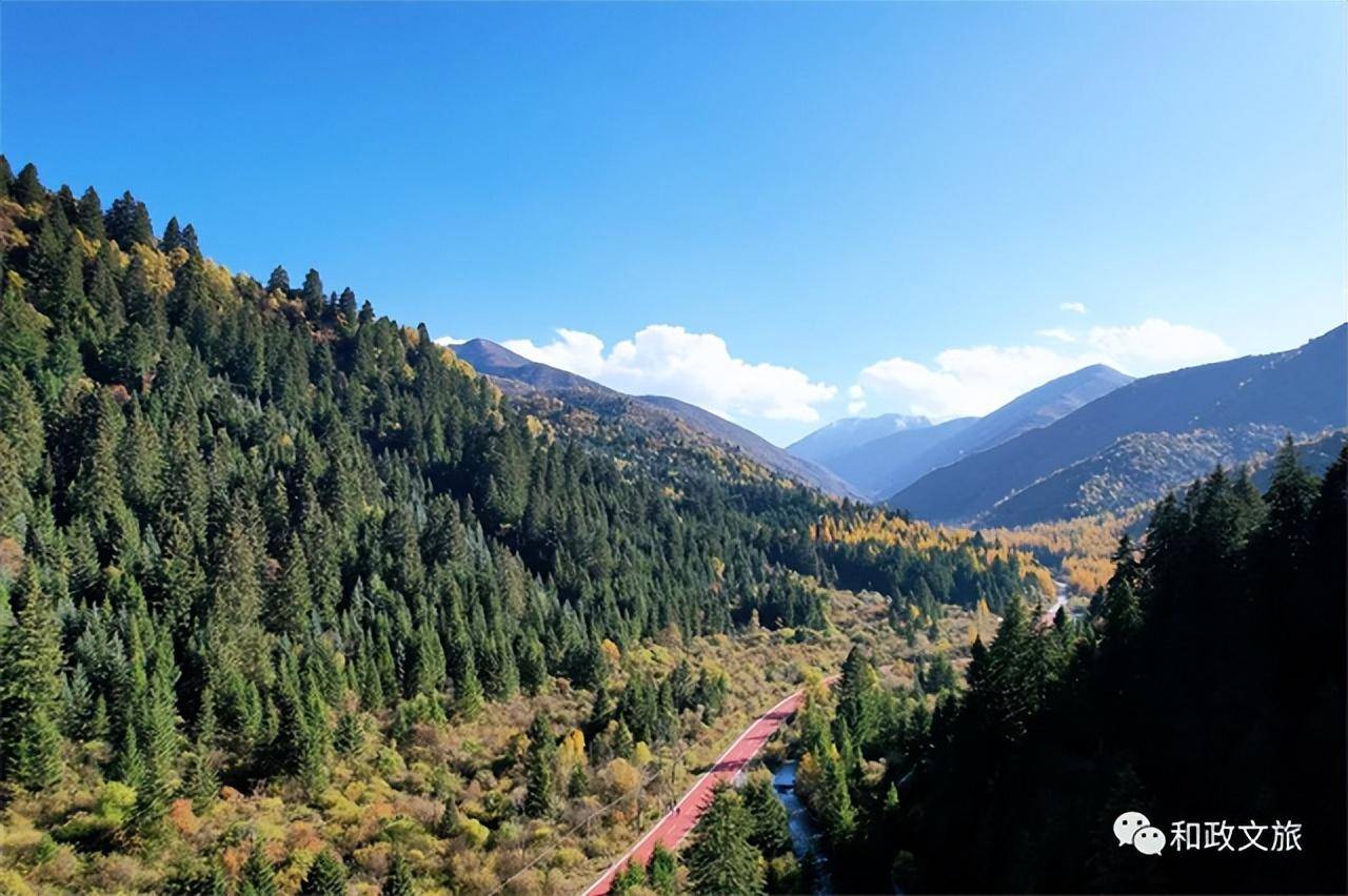 探索金秋胜景,感受临夏松鸣岩景区的别样魅力_大自然_季节_暖色