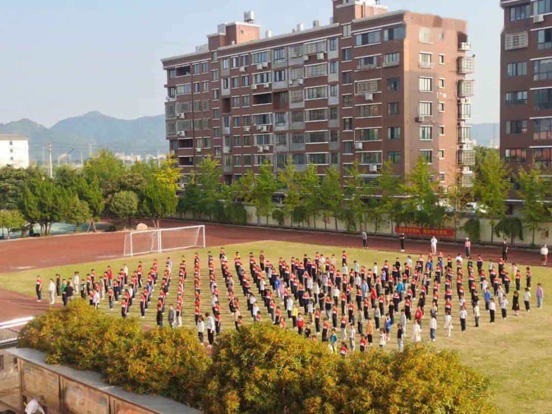 北白象镇三山中学图片