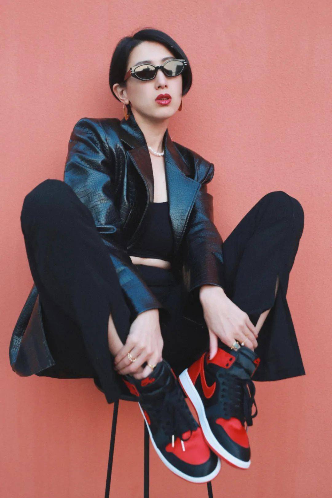 今日份aj女生|wmns air jordan 1 retro hi og "satin bred"_丝绸