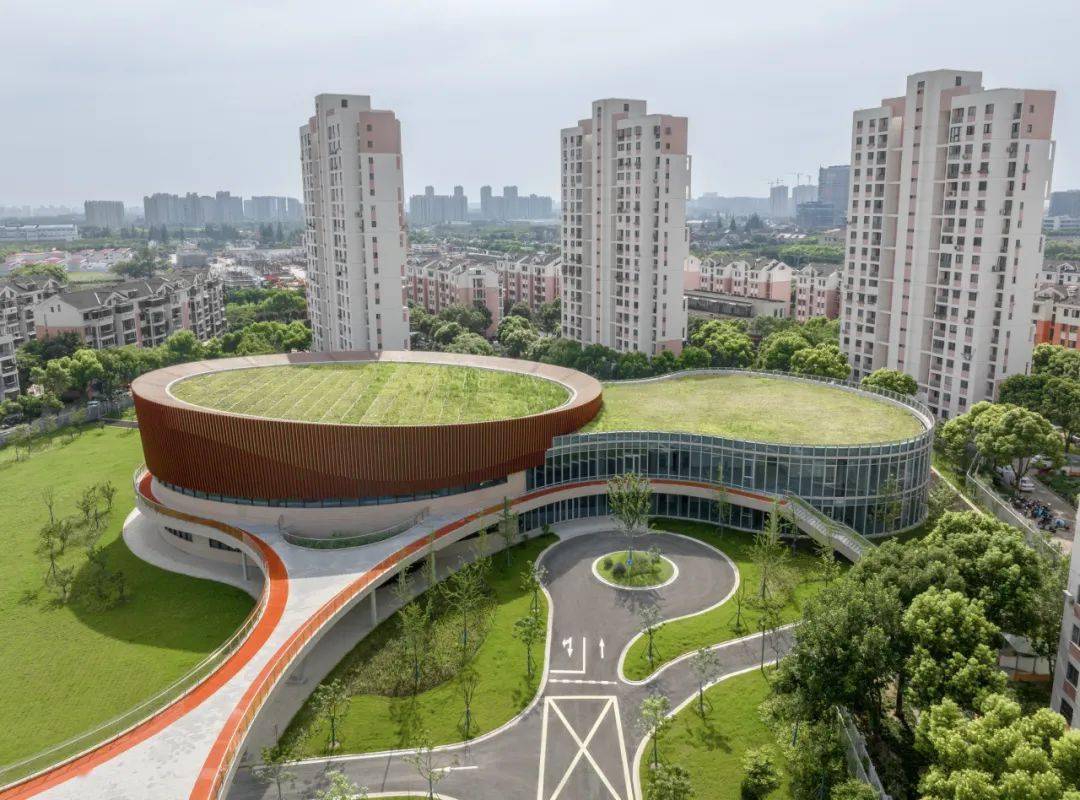 上海三林懿德社区文体中心:镶嵌在社区当中的一站式"体育 "公园_项目