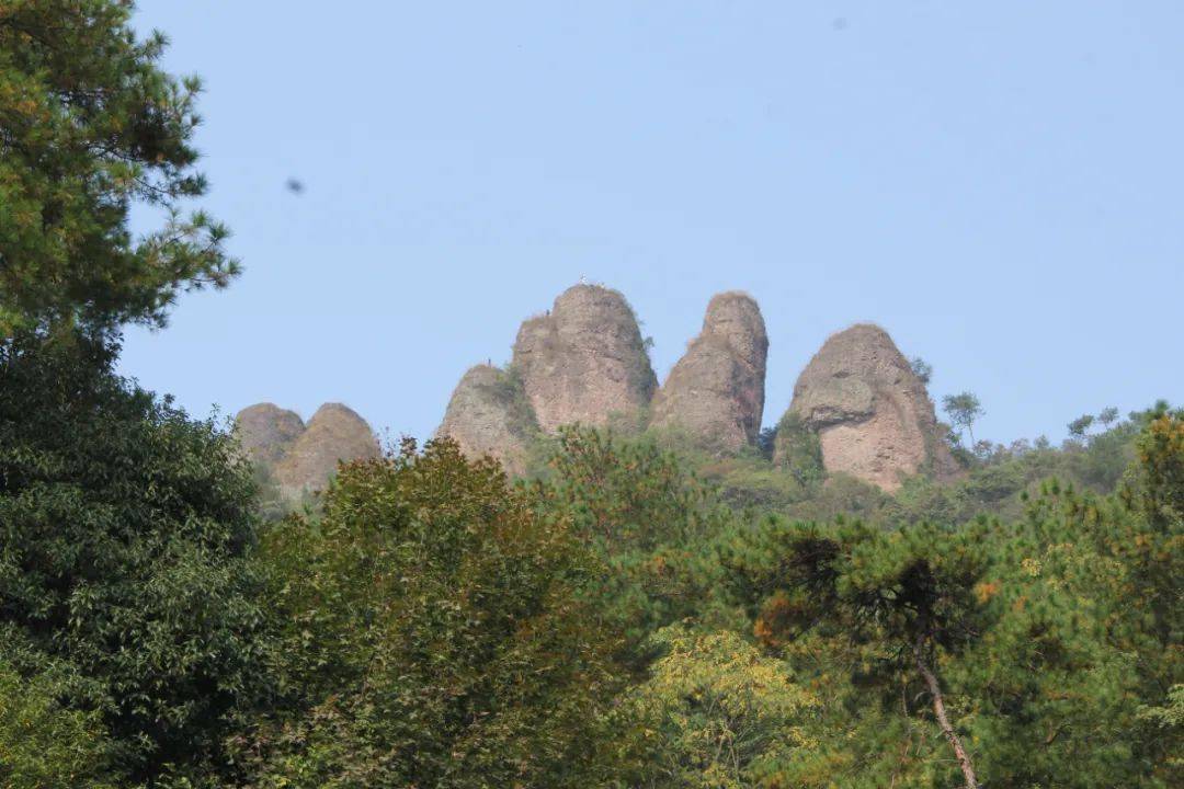 诸暨这座山,好多人去爬