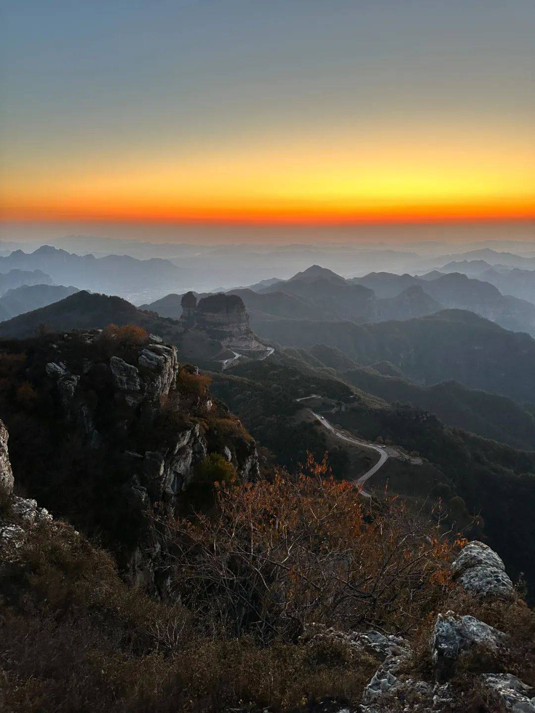 刷爆邢台人朋友圈的天空,去一次能"炫"一辈子_太阳_周公山_桃树坪